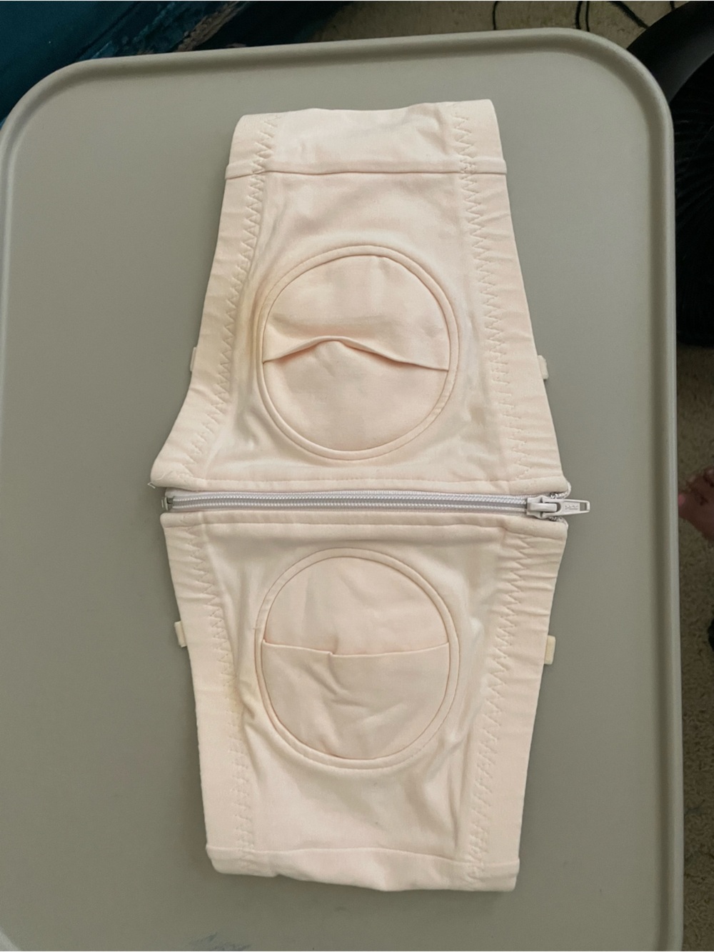 Simple wishes hands free pumping bra LIKE NEW Beige Adjustable
